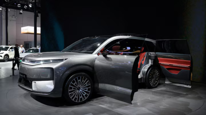China's BYD forecasts exports to top 20% of 2025 sales