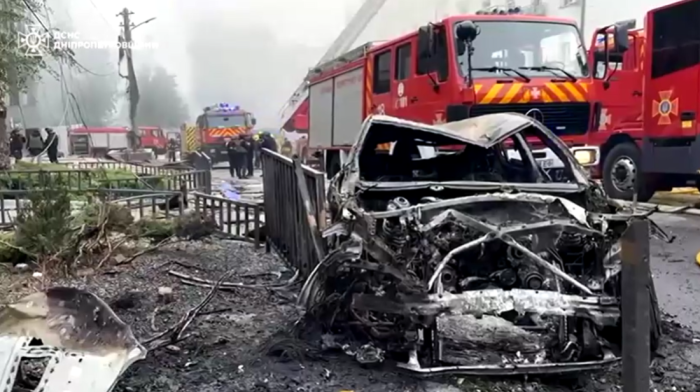One dead as Russia hits Ukrainian city of Dnipro in daytime drone attack