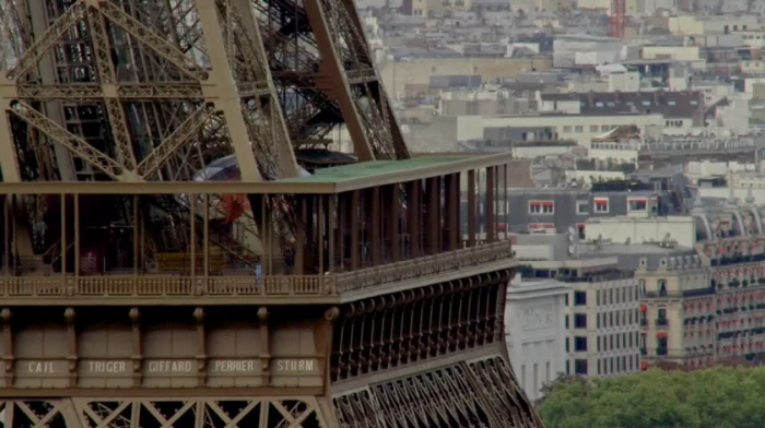 Nationwide strike closes Eiffel Tower as France protests spending cuts