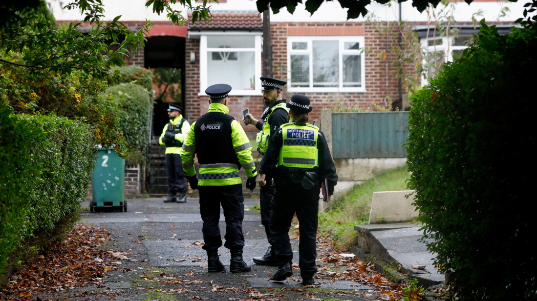 UK police may have accidentally shot dead victim in synagogue attack