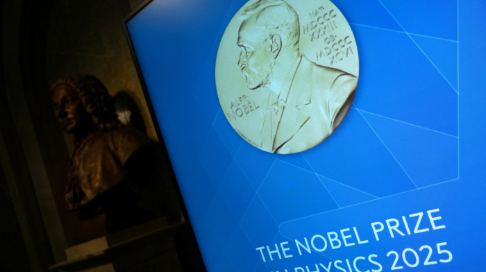 Three U.S. scientists awarded Nobel Prize in Physics for quantum research