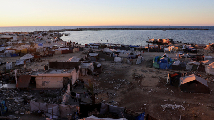 Hamas says it's ready to reach Gaza deal, but conditions remain