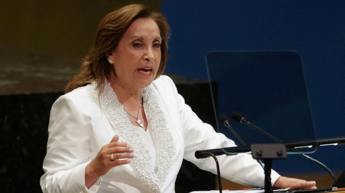 Peru lawmakers make fresh push to remove unpopular president from office