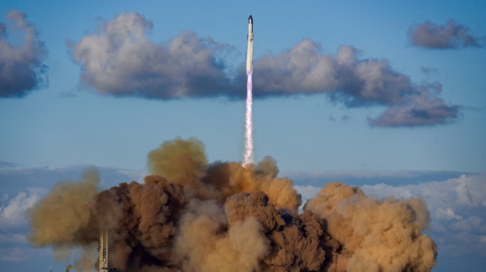 SpaceX completes 11th Starship test before debuting upgraded prototype