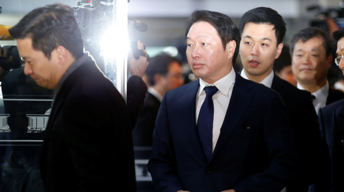 Korean high court partially overturns SK Group chairman's near $1 billion divorce settlement