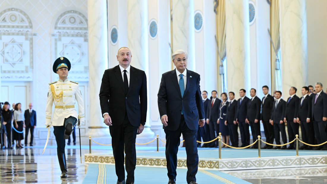 Azerbaijan’s President Aliyev receives official welcome in Astana