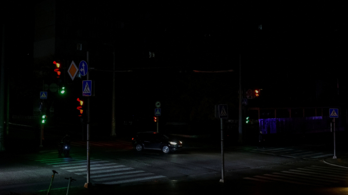 Ukrainian city in total blackout after 'massive' Russian assault