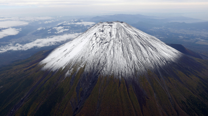 Japan's Mount Fuji sees snow for first time this winter