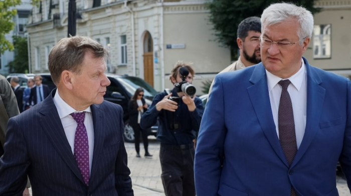 German economy minister visits Kyiv to bolster Ukraine’s energy and defence ties