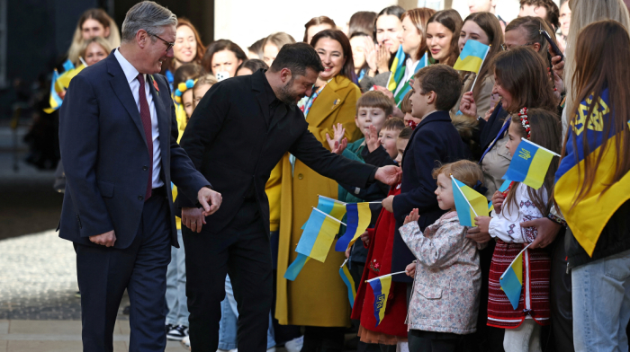 Zelenskyy and Starmer arrive for 'coalition of the willing' meeting