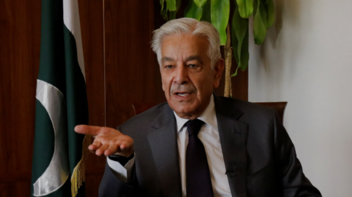 Pakistan defence minister warns of 'open war' with Afghanistan if peace talks fail