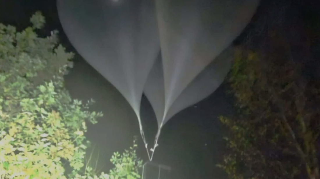 Lithuania shuts airports and Belarus border crossings after balloon sightings