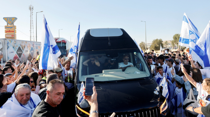 Israel grants access for Red Cross and Egyptian teams to aid hostage search
