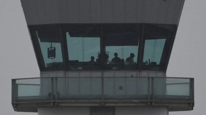 Air traffic controller shortages emerge, U.S. transportation secretary says