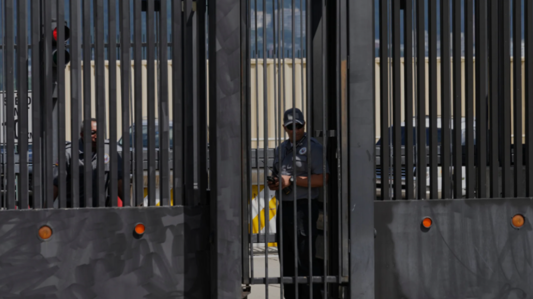 Venezuela moves to suspend all gas deals with Trinidad over U.S. alignment