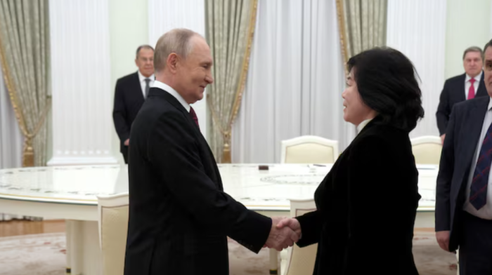 Putin and North Korea's foreign minister discuss strengthening ties, KCNA says