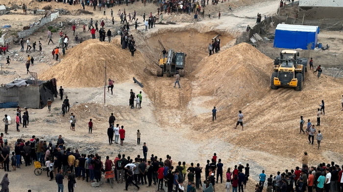 Trump insists nothing will jeopardise truce as 104 people die in Israeli strikes
