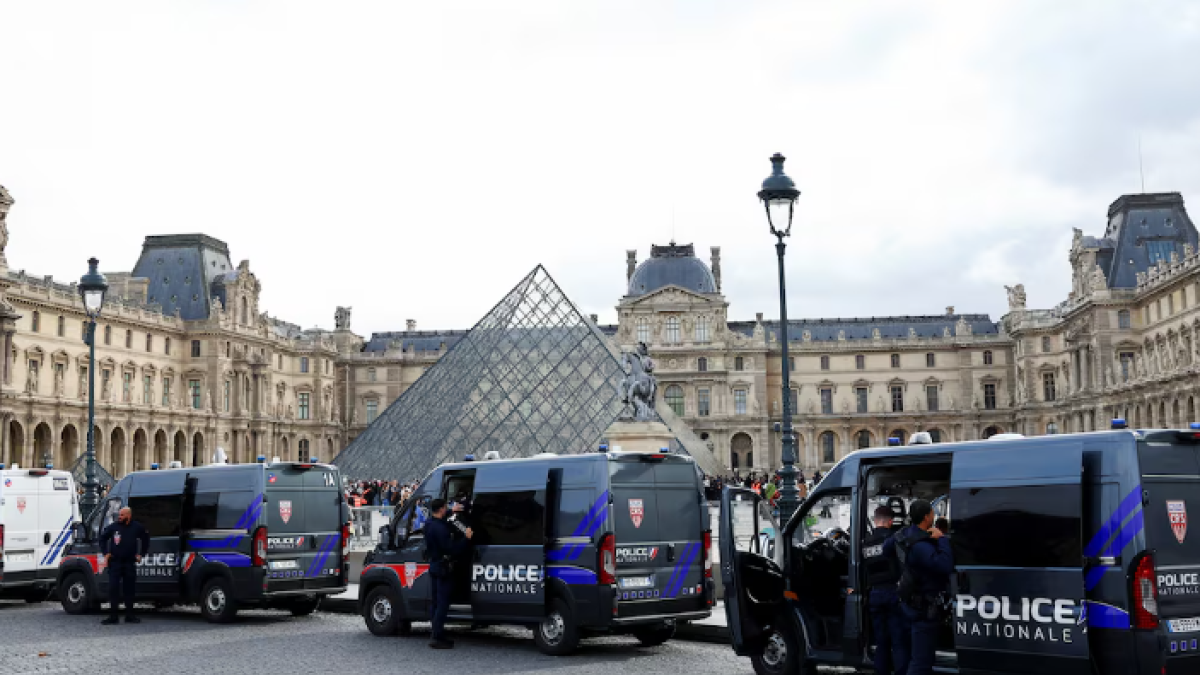 Louvre heist suspects 'partially recognise' involvement, stolen jewels still missing