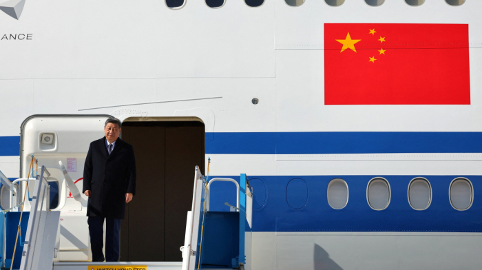 Xi takes centre stage at APEC summit as Trump skips key talks