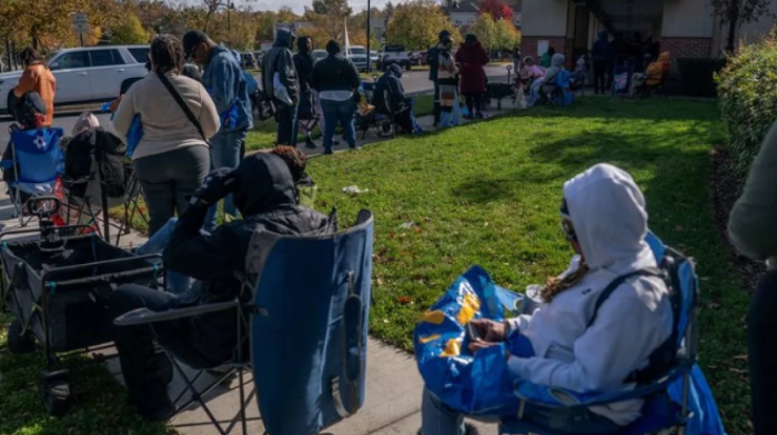 Millions face food aid cliff in U.S. government shutdown standoff