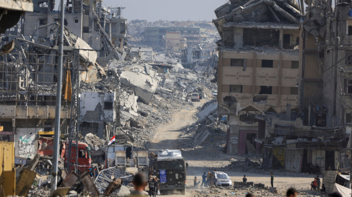 Israeli strike kills one in Gaza as sides trade blame for truce violations