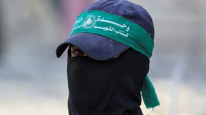 Hamas hands over remains of 3 Israeli hostages under Gaza ceasefire deal