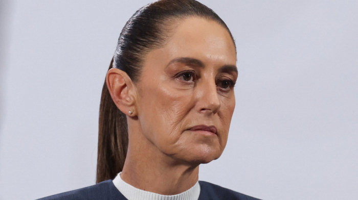 Mexico regrets diplomatic rift with Peru