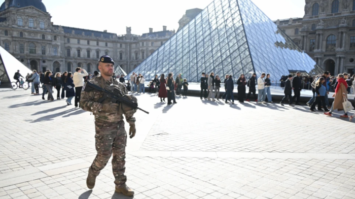 Louvre heist suspect’s trial delayed over media attention