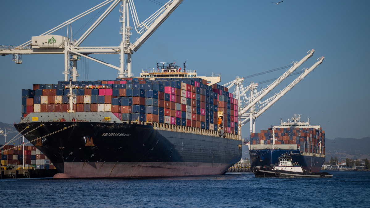U.S. Supreme Court casts doubt on legality of Trump's global tariffs