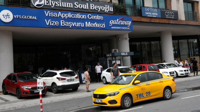 Türkiye mulls electronic work visas, joint migrant database for Uzbek citizens