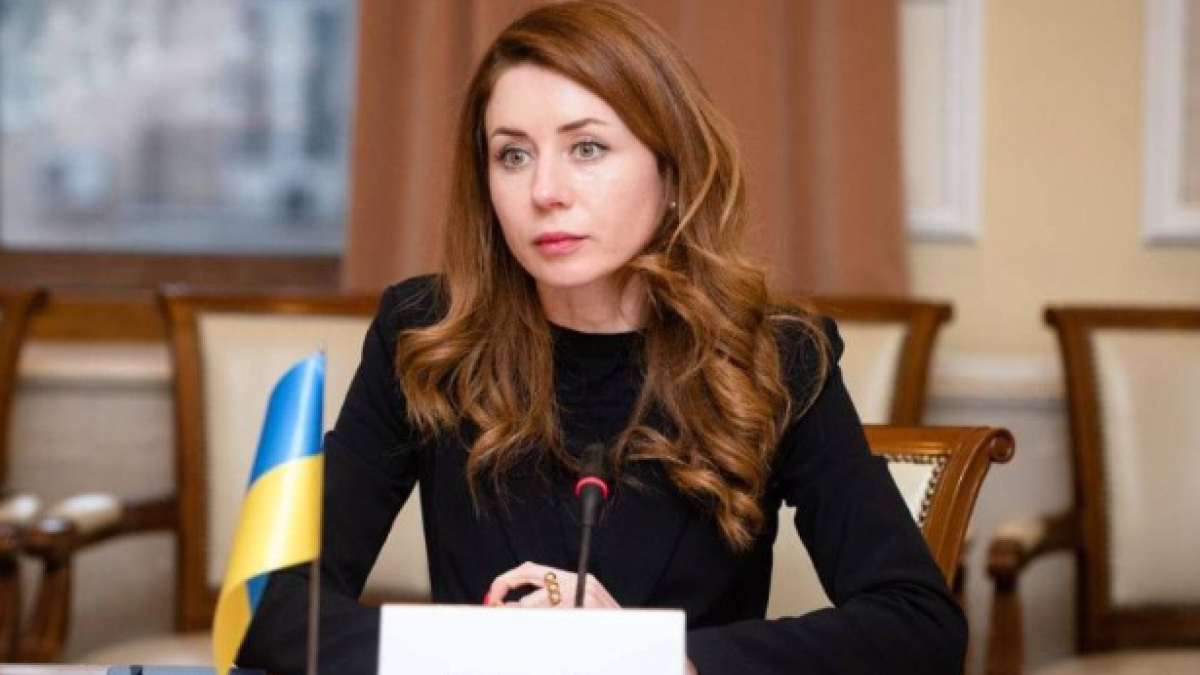 Ukraine's energy minister vows transparency in corruption investigation