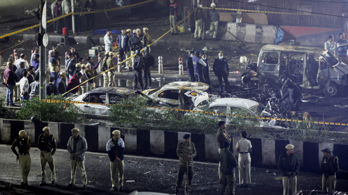 Eight killed in car explosion near Red Fort in India's Delhi