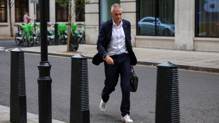 Outgoing BBC Director praises its journalists amid resignation and Trump controversy