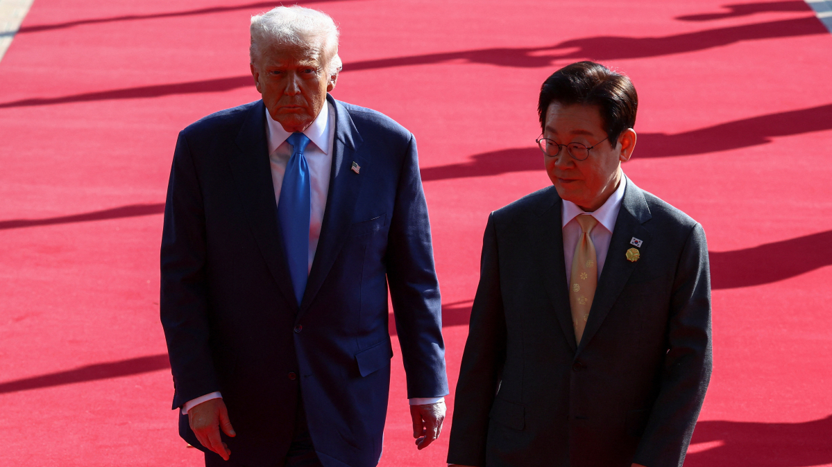 Trump's deal with South Korea bogged down in details over submarine