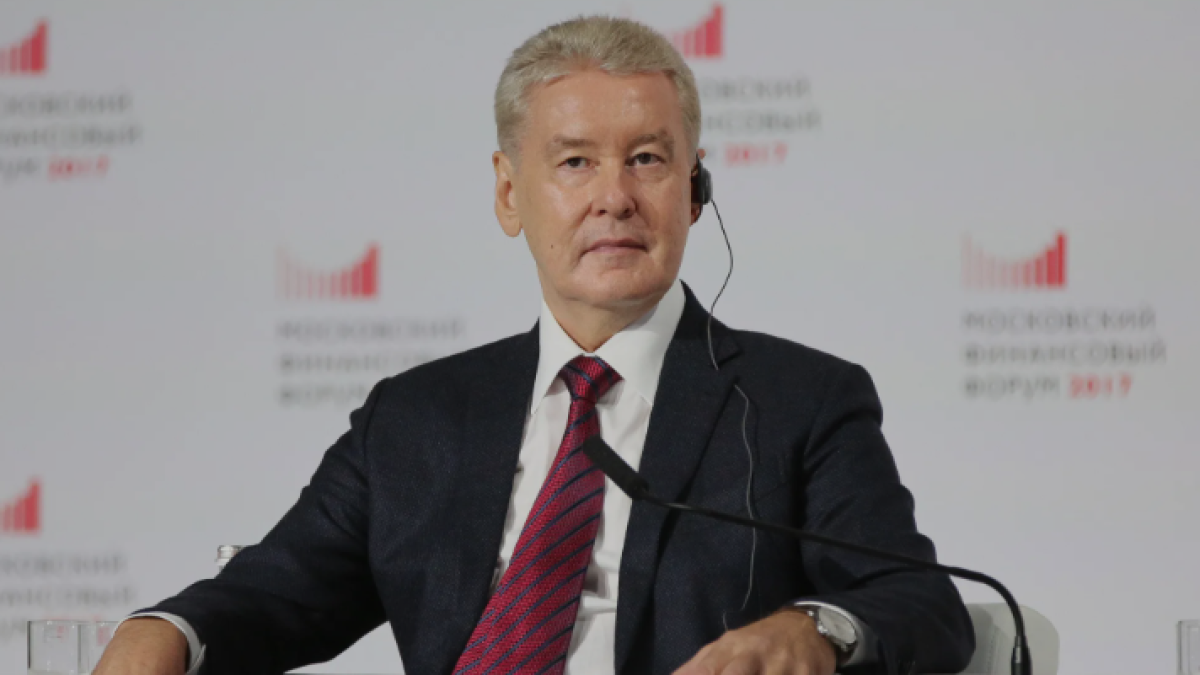 Russia's defence downs Ukrainian drone heading for Moscow, mayor says