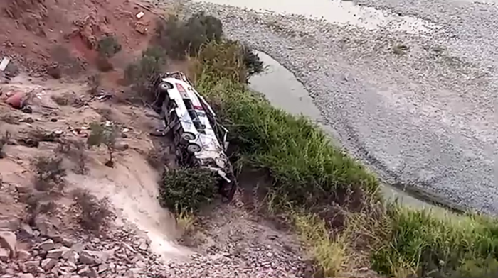 Bus accident kills at least 37 in southern Peru, official says