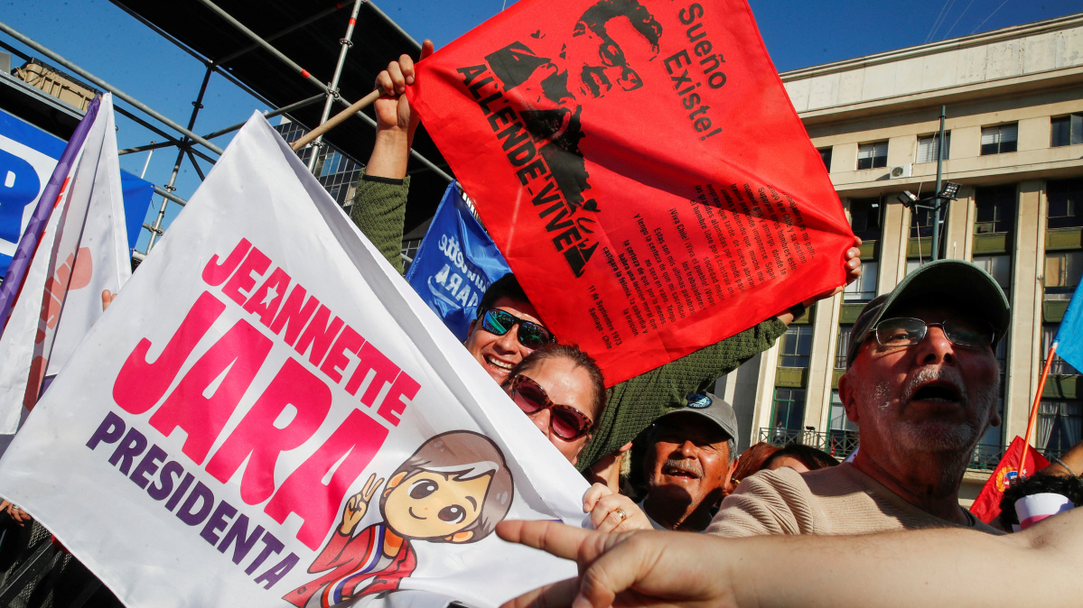 Chileans set to choose next president in mandatory vote