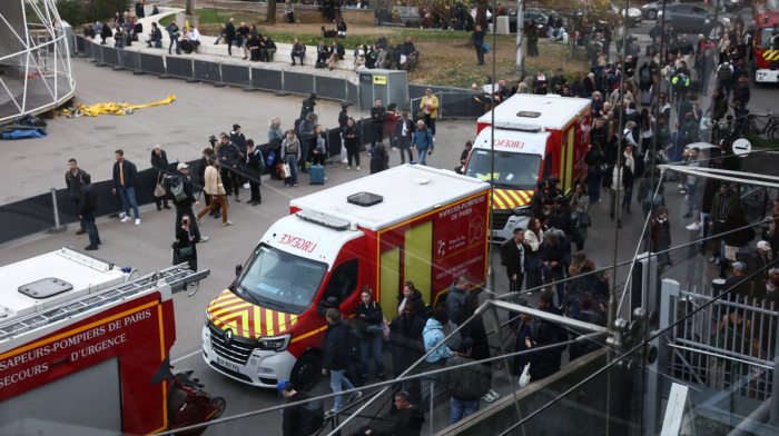 Paris police shoot and wound man with knife at Montparnasse station