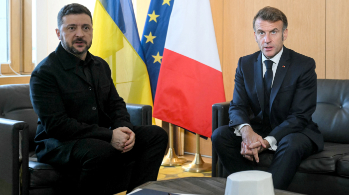 Zelenskyy arrives in Paris to secure long-term French defence support