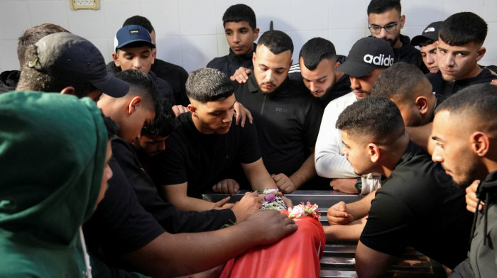 Israeli forces kill two Palestinian teens in escalating West Bank violence
