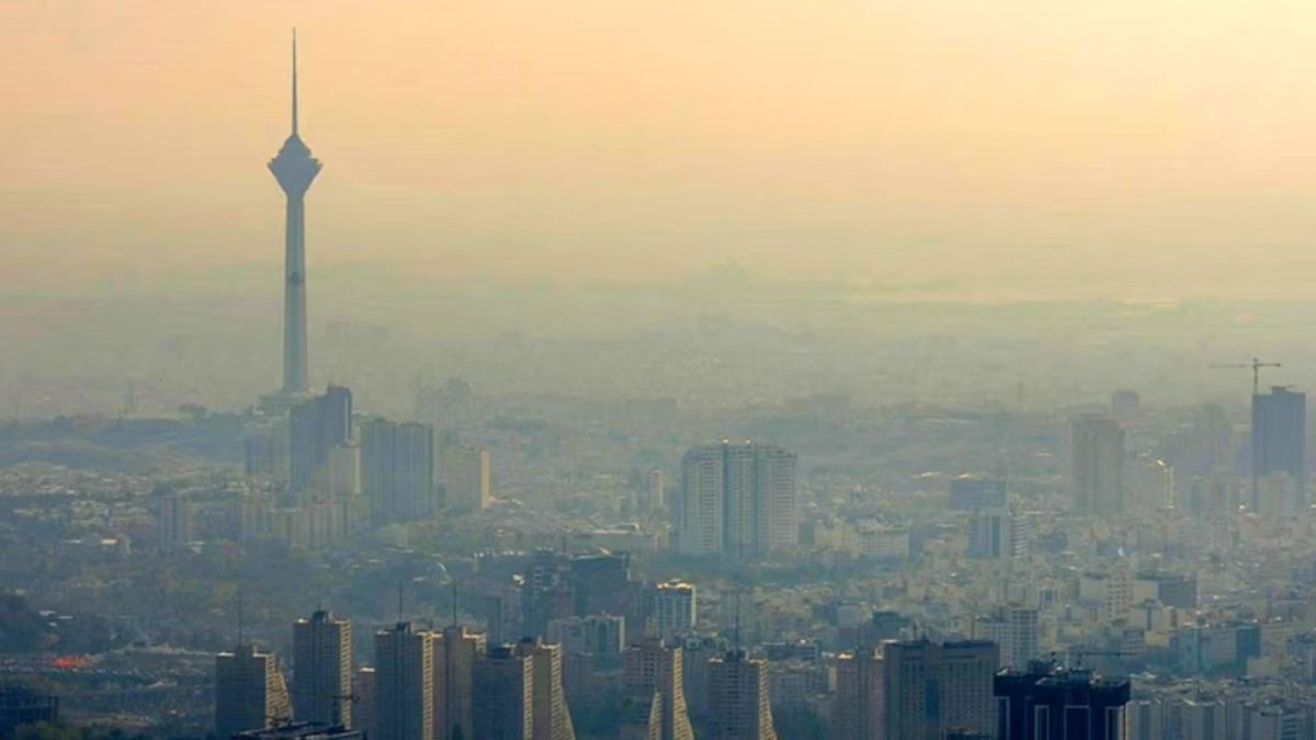 Air pollution in Tehran reaches unhealthy levels