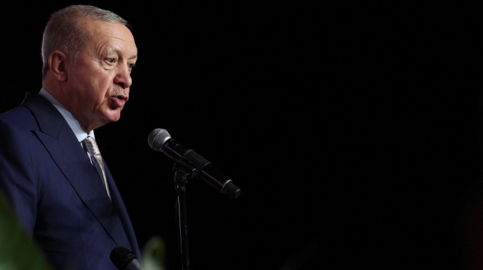 Türkiye's Erdoğan says he will speak to Russia's Putin on Monday