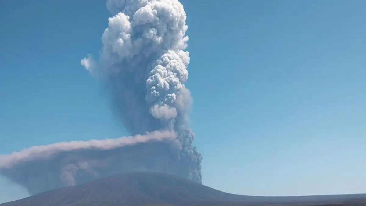 Hayli Gubbi volcano erupts in Afar region