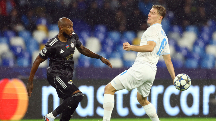 Napoli beat Qarabağ FK 2-0 in Champions League group stage