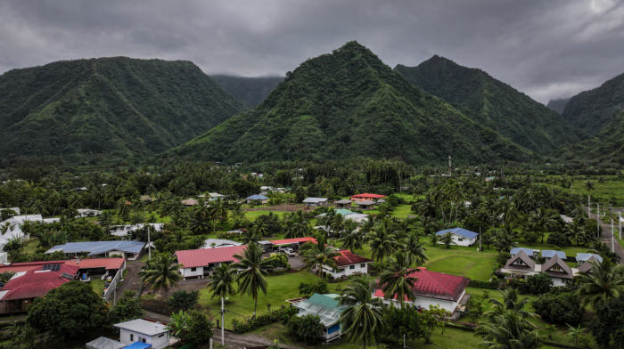 Major landslide buries homes in Tahiti killing severn people