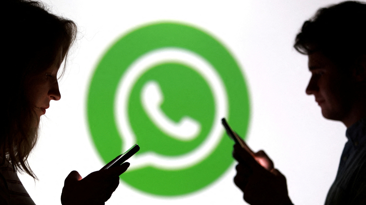 Russia tightens restrictions on WhatsApp over alleged legal violations