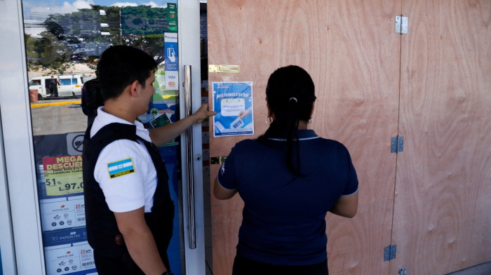 Hondurans head to the polls amid tight presidential race and security concerns