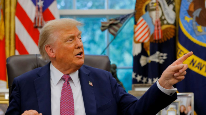 Trump escalates pressure on Venezuela