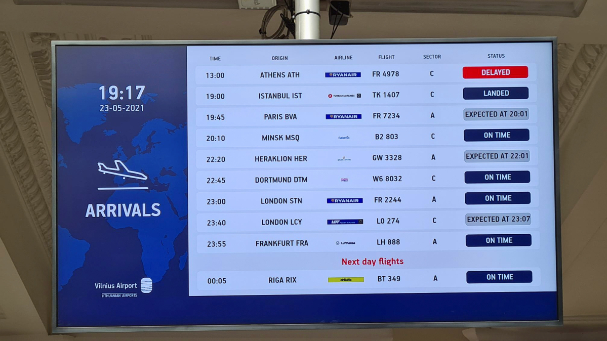 Lithuania's Vilnius airport closes again over balloons