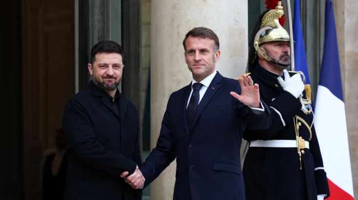 Ukraine's Zelenskyy concludes peace talks with Macron at Élysée Palace
